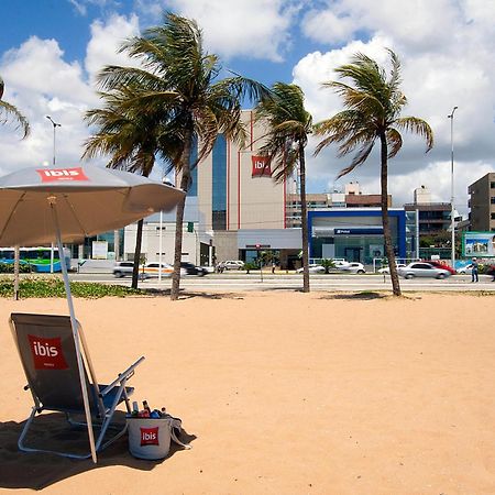 Ibis Vitoria Praia De Camburi Eksteriør bilde