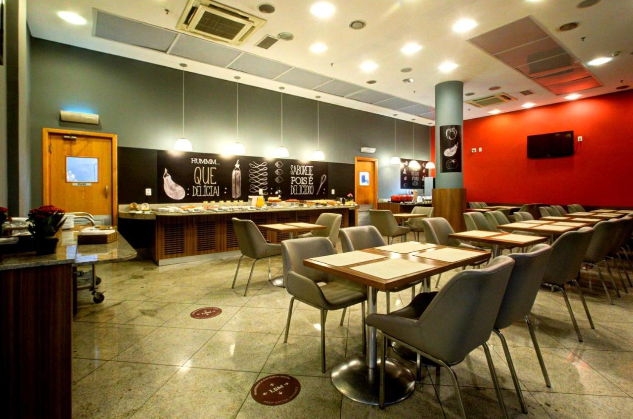 Ibis Vitoria Praia De Camburi Eksteriør bilde