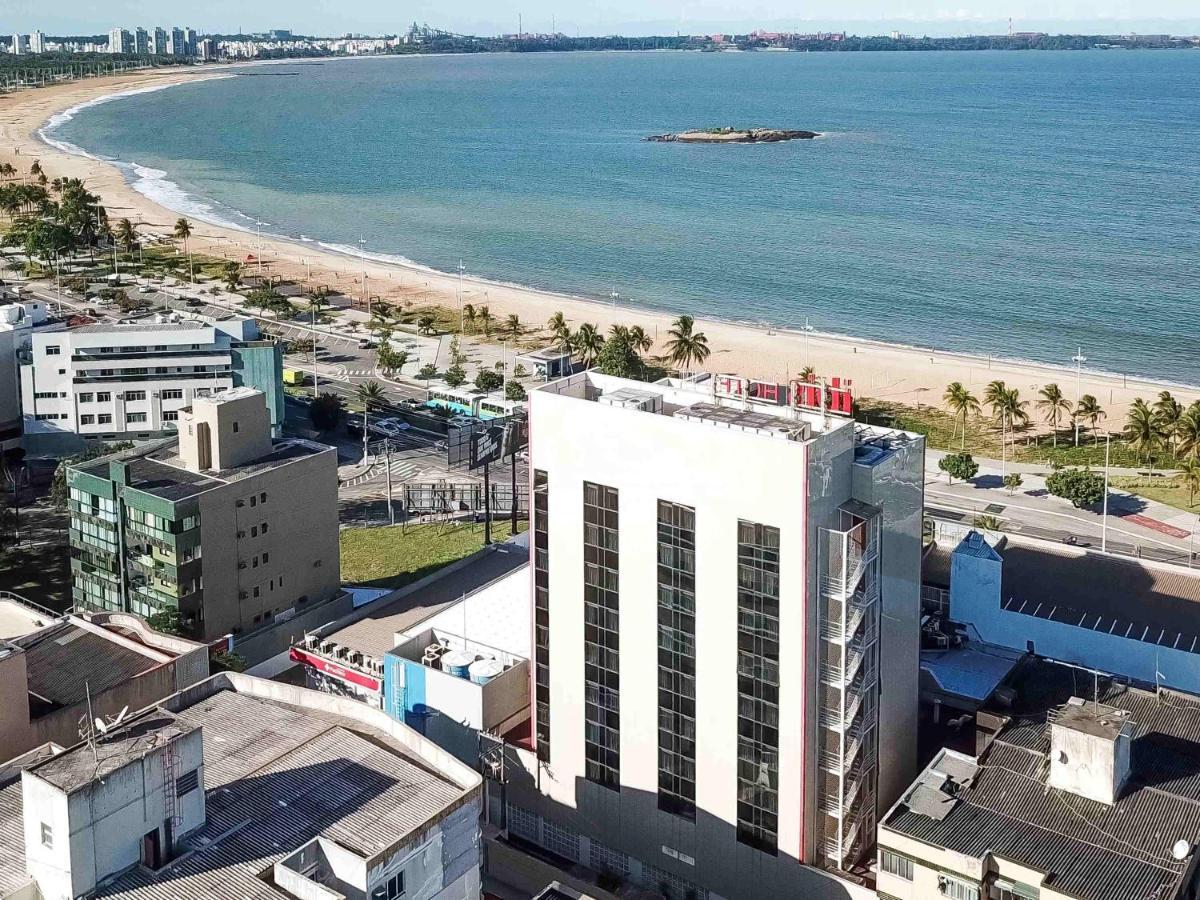 Ibis Vitoria Praia De Camburi Eksteriør bilde